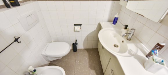 Studio in Turin, Italy No. 12833 16