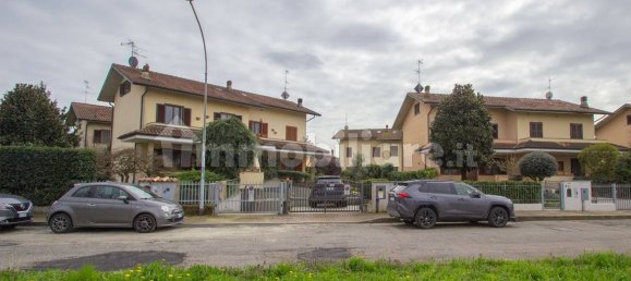 3 bedrooms Villa in Zelo Buon Persico, Italy No. 326562 10