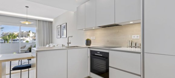 3 bedrooms Penthouse in Marbella, Spain No. 179615 11