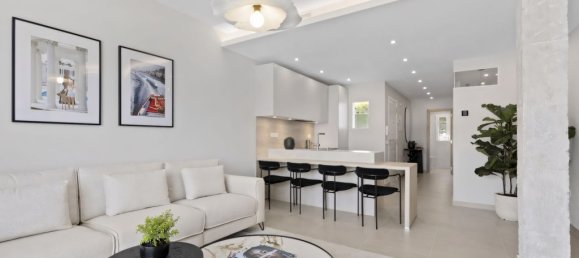 3 bedrooms Penthouse in Marbella, Spain No. 179615 10