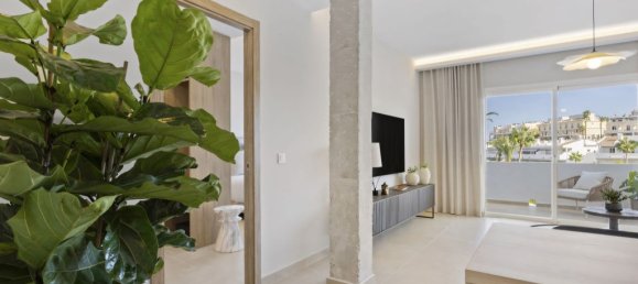 3 bedrooms Penthouse in Marbella, Spain No. 179615 12