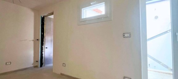 1 bedroom Apartment in Altamura, Italy No. 278639 8