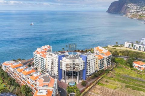 3 bedrooms Apartment in Funchal, Portugal No. 244853