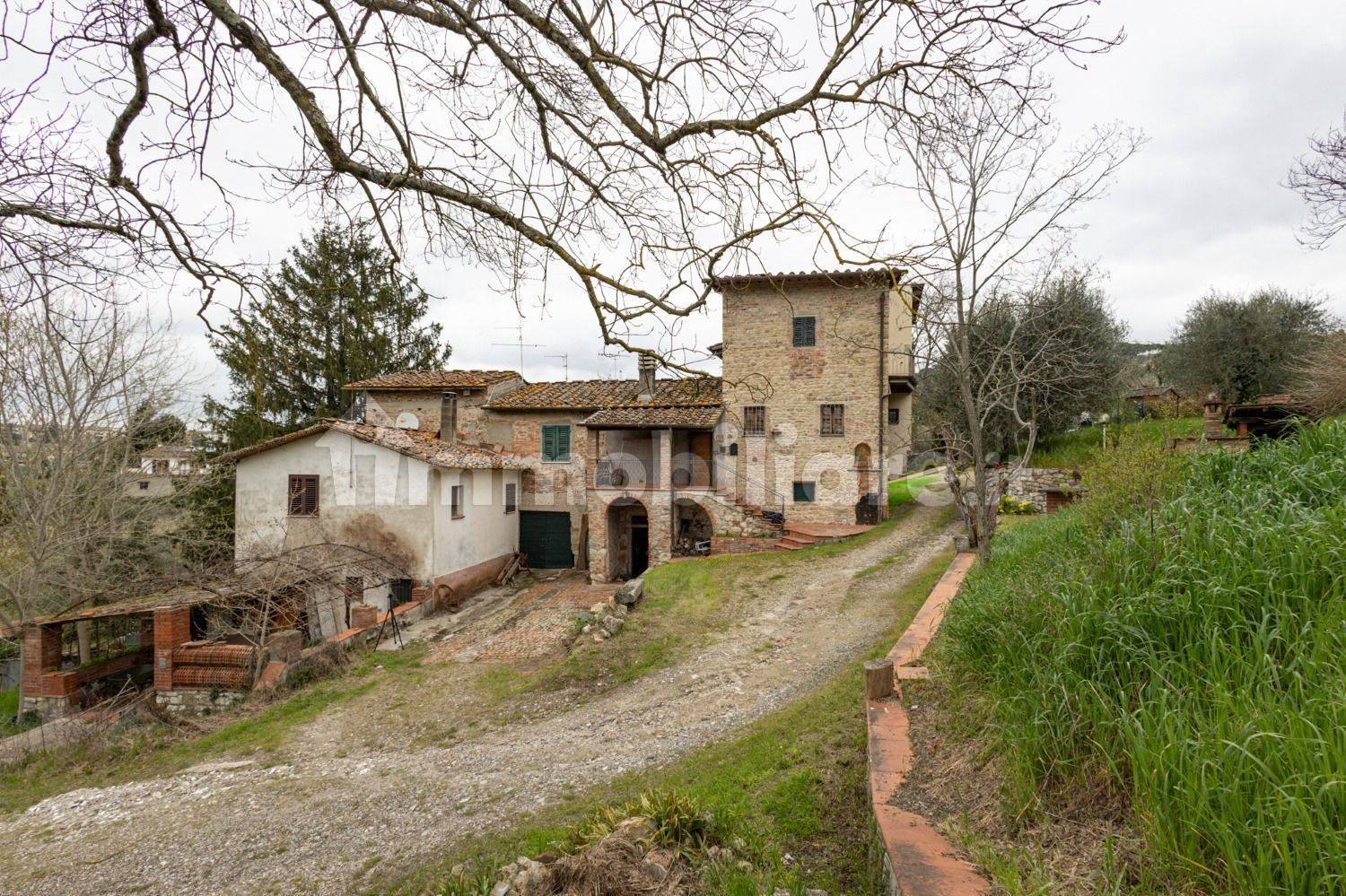 Villa de 3 dormitorios en Impruneta, Italy No. 226024