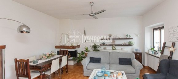 Casa de 6 dormitorios en Oleggio, Italy No. 331581 17