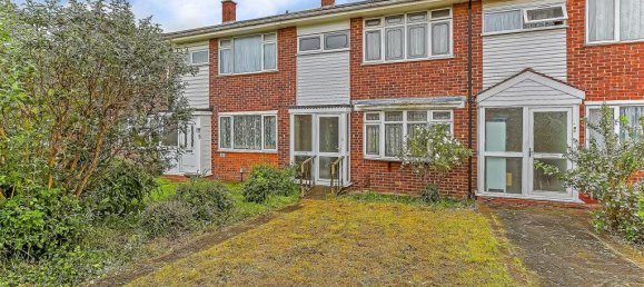 3 bedrooms House in Essex, United Kingdom No. 4072 2