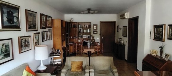 4 غرف نوم شقة في Savona, Italy رقم 311029 3