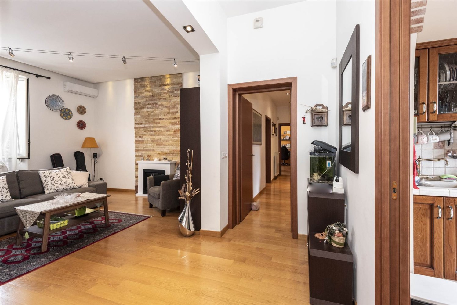 2 bedrooms Apartment in Catania, Italy No. 288422