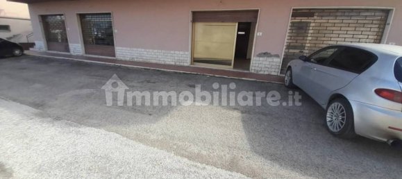 Propiedad comercial de 1 habitación en Castellalto, Italy No. 296470 2