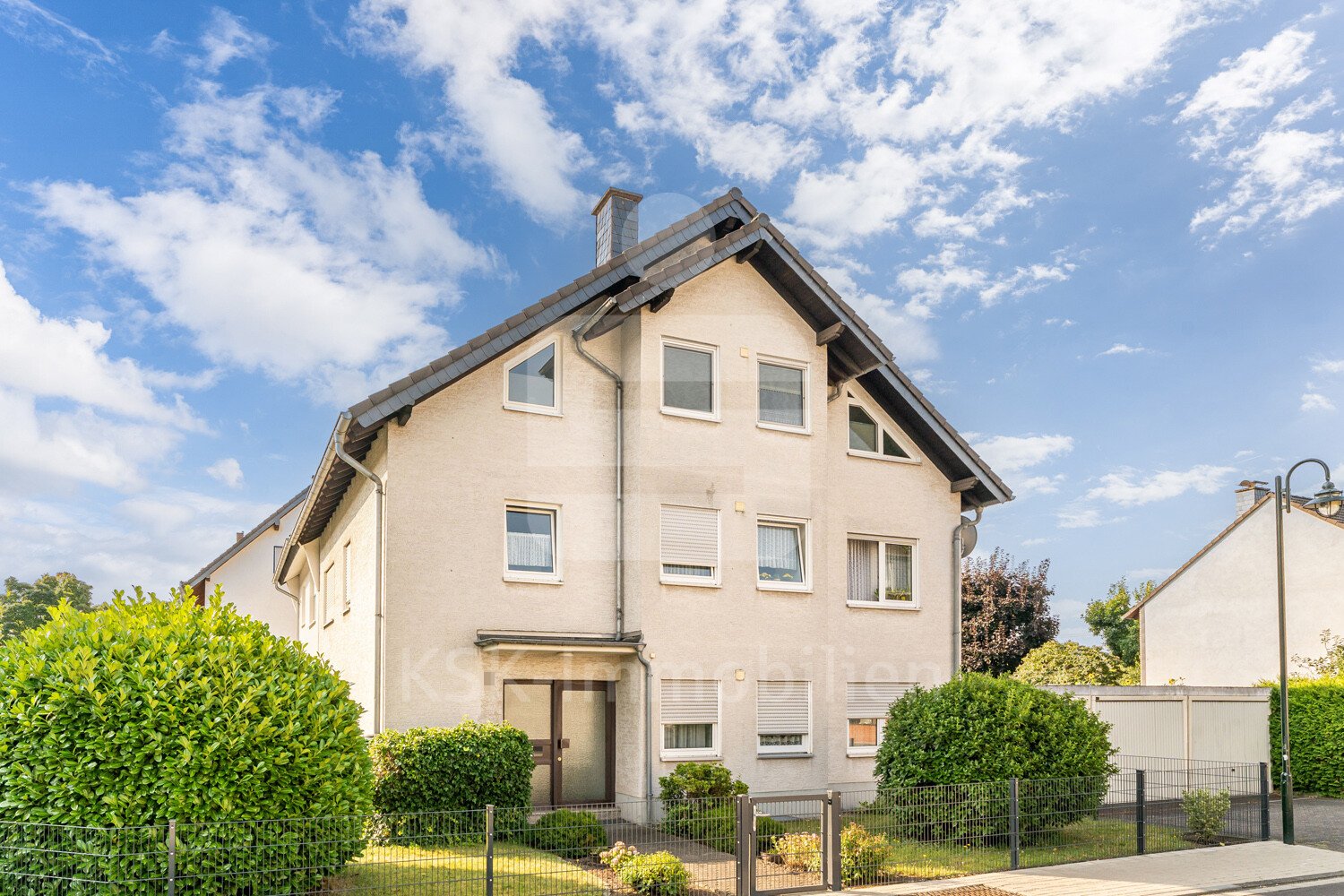 2 bedrooms Apartment in Rhein-Sieg, Germany No. 272502