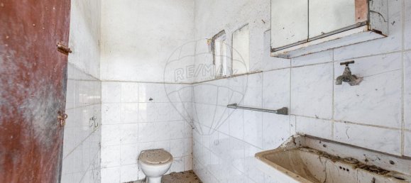 3 bedrooms House in Vilela Seca, Portugal No. 17518 18