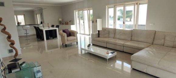 Villa de 4 dormitorios en Albufeira, Portugal No. 125537 3