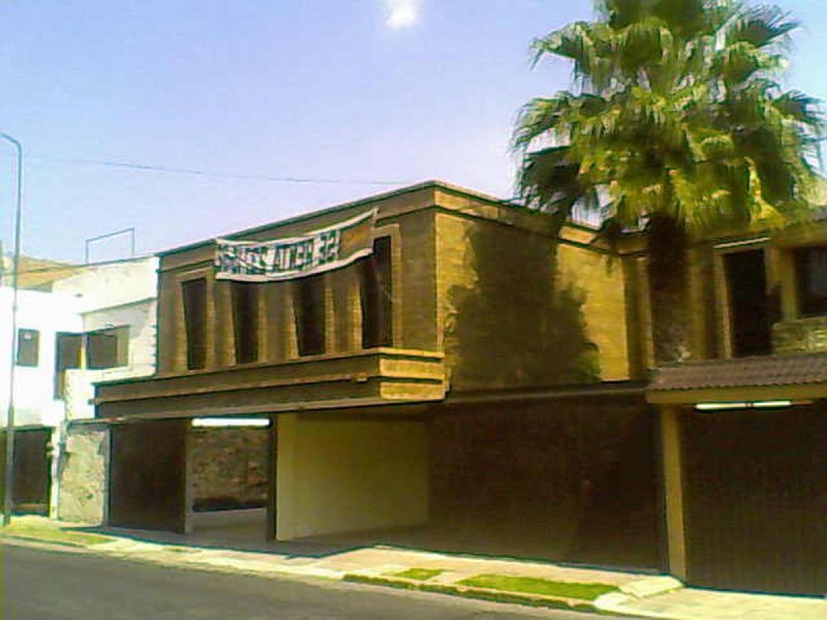 3 bedrooms House in Puebla, Mexico No. 185892