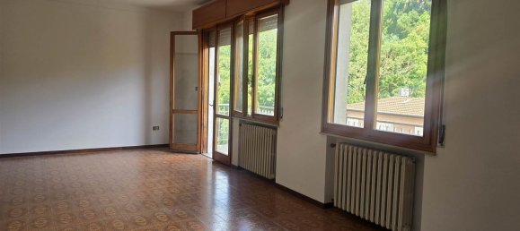 5 bedrooms Penthouse in Pavullo nel Frignano, Italy No. 331402 3