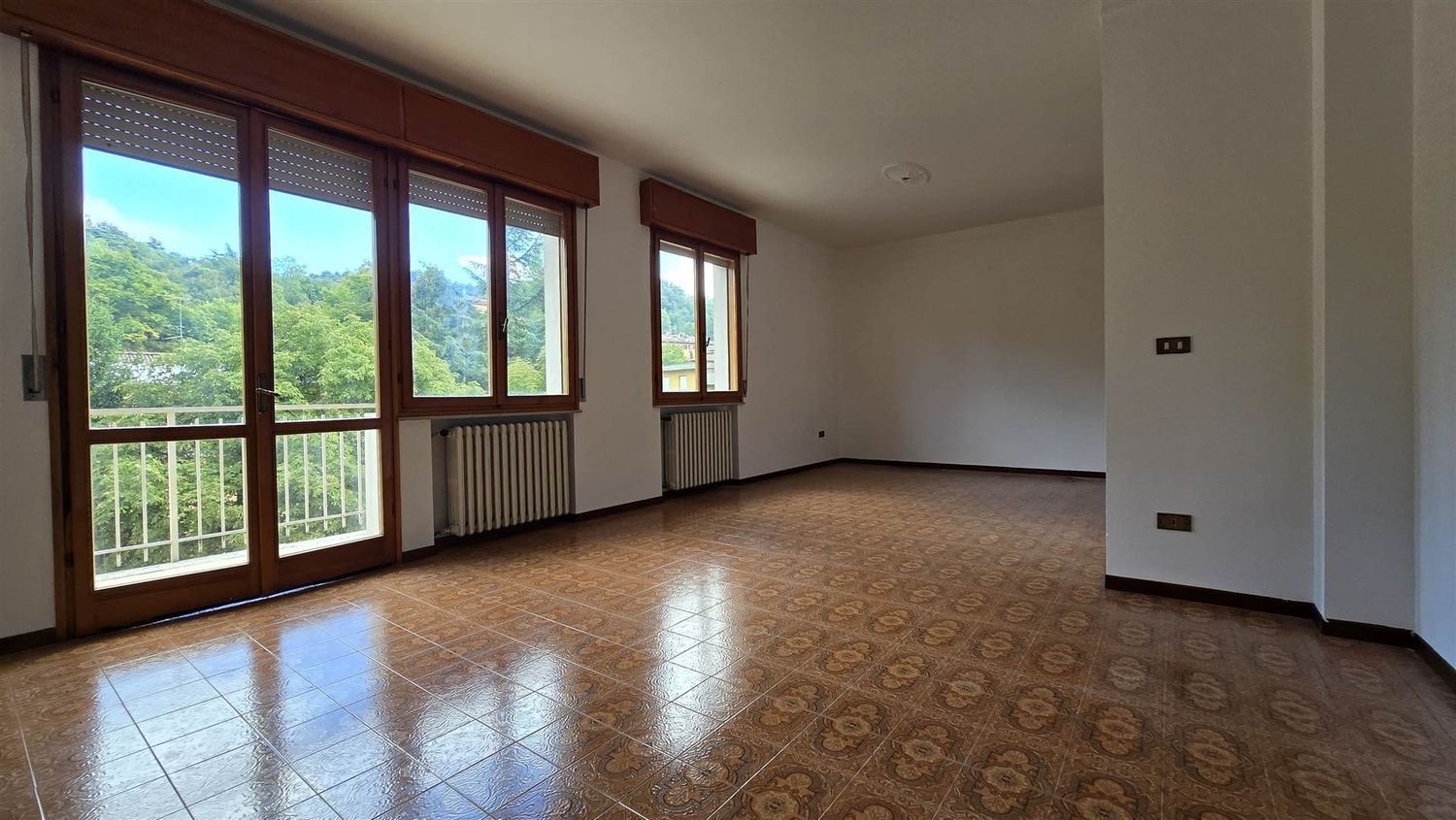 5 bedrooms Penthouse in Pavullo nel Frignano, Italy No. 331402
