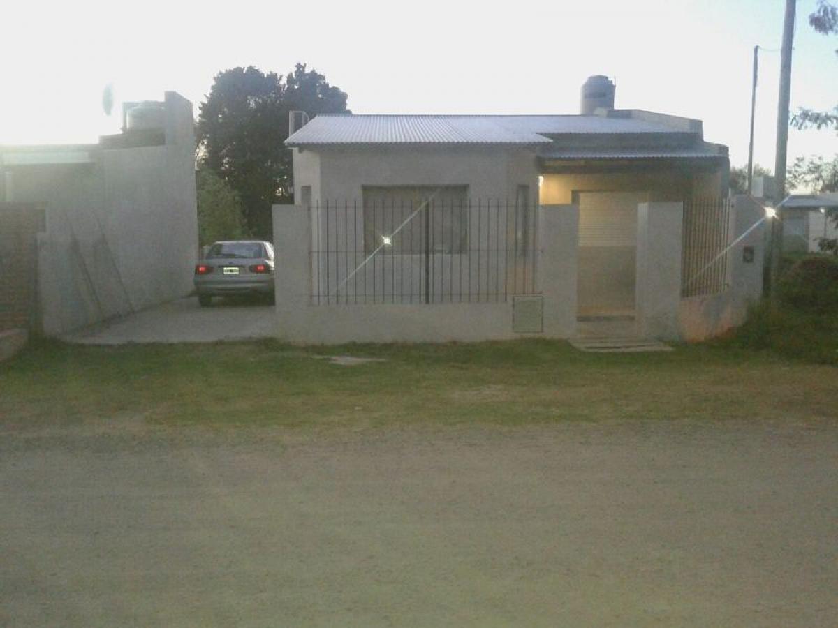 Дом с 2 спальнями в Буэнос-Айрес, Аргентина № 86143