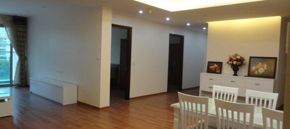 3 bedrooms Apartment in Cau Giay, Vietnam No. 4779 8