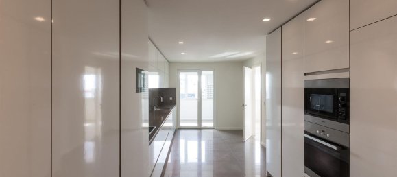 3 Schlafzimmer Wohnung in Porto, Portugal, Nr. 94333 11