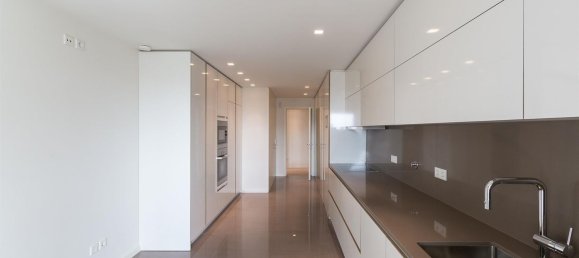 3 Schlafzimmer Wohnung in Porto, Portugal, Nr. 94333 10