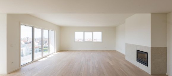 3 Schlafzimmer Wohnung in Porto, Portugal, Nr. 94333 5