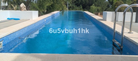 Adosado de 5 dormitorios en Alhaurín de la Torre, Spain No. 135220 34