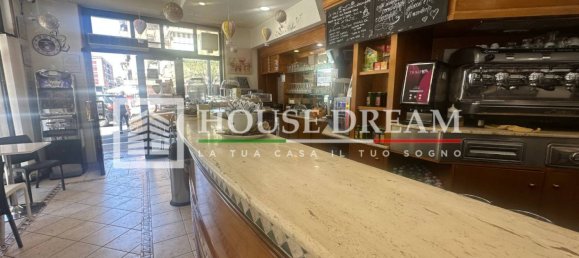 1 room Commercial property in Rome, Italy No. 277625 5