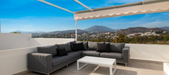 2 bedrooms Duplex in Marbella, Spain No. 44681 3