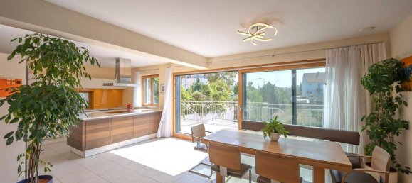 6-Zimmer Haus in Simmering, Austria, Nr. 237741 2