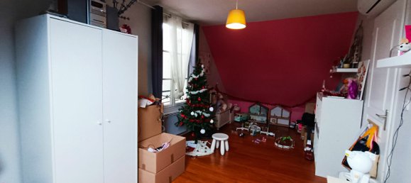 3 bedrooms House in Esches, France No. 67382 9