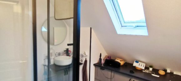 3 bedrooms House in Esches, France No. 67382 11