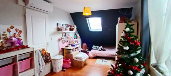 3 bedrooms House in Esches, France No. 67382 8