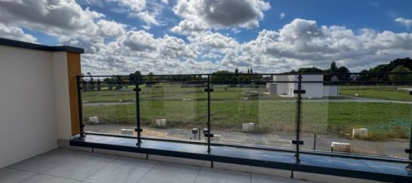 4 bedrooms House in Vezin-le-Coquet, France No. 331939 11