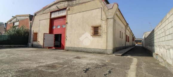 500m² Warehouse in Verdellino, Italy No. 52644 20