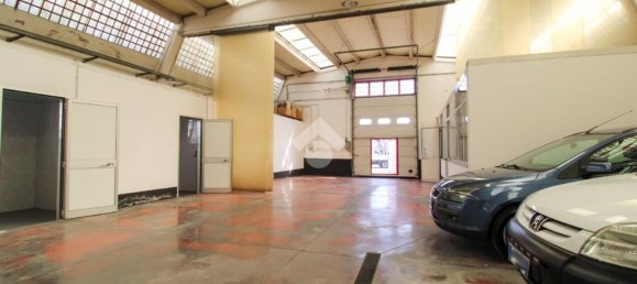 500m² Warehouse in Verdellino, Italy No. 52644 10