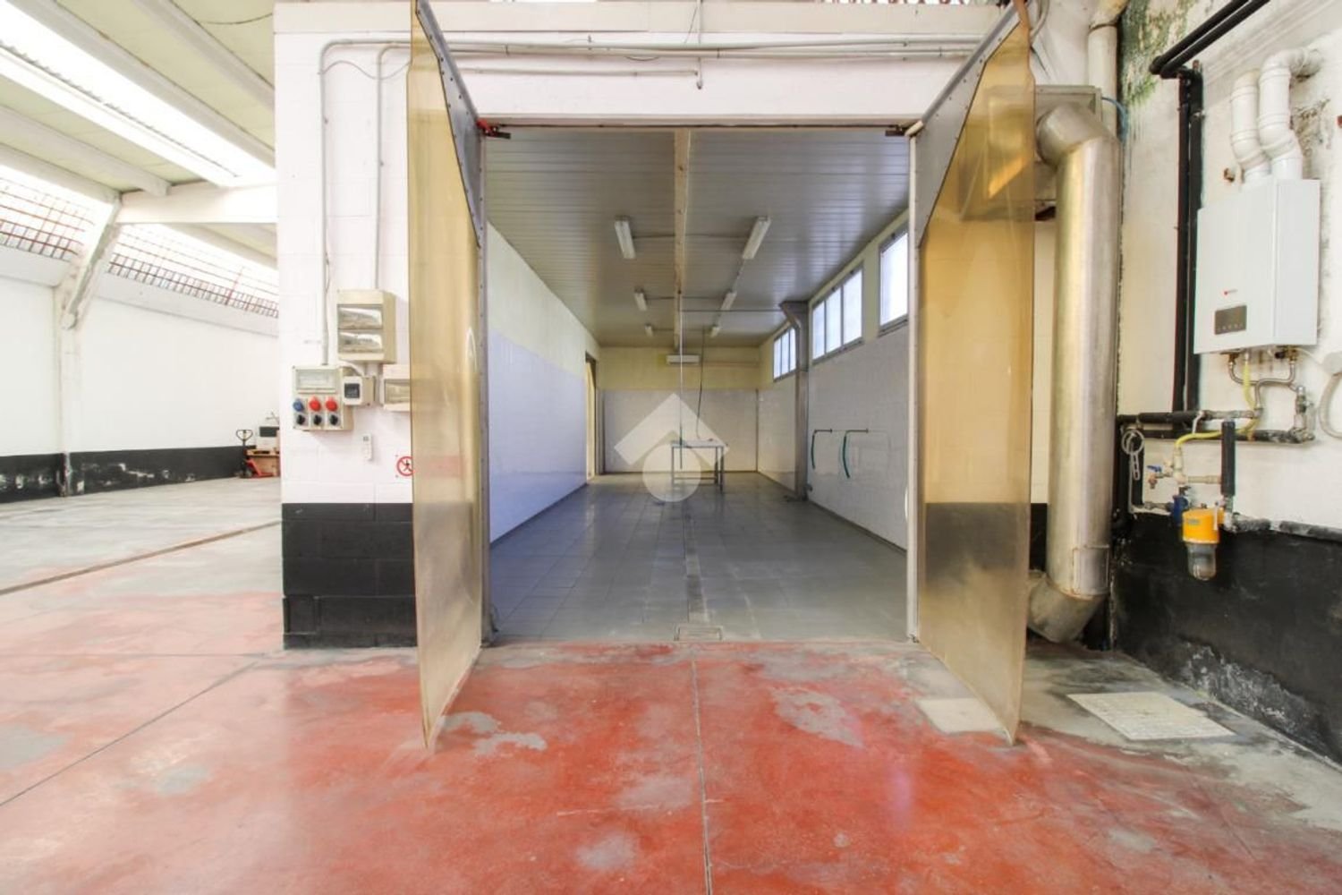 500m² Warehouse in Verdellino, Italy No. 52644