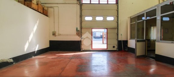 500m² Warehouse in Verdellino, Italy No. 52644 11