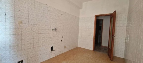 4غرفة شقة في Frosinone, Italy رقم 47789 10