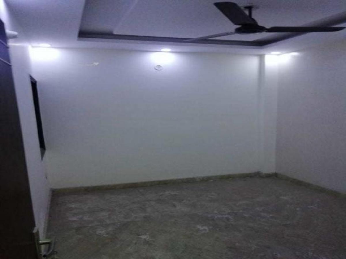 Studio in Ghaziabad, India, Nr. 15064