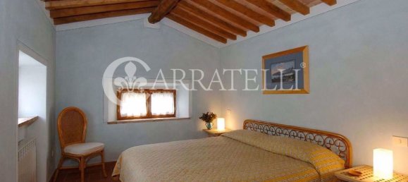 Casa de 9 dormitorios en Semproniano, Italy No. 77620 12