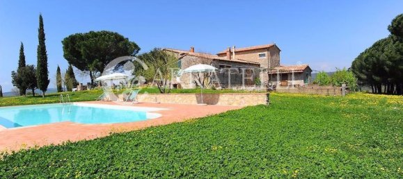 Casa de 9 dormitorios en Semproniano, Italy No. 77620 24