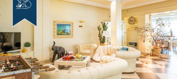 Отель, гостиница с 51 спальней в Дарфо Боарио Терме, Италия № 329308 28