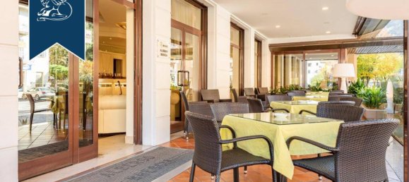 Отель, гостиница с 51 спальней в Дарфо Боарио Терме, Италия № 329308 17