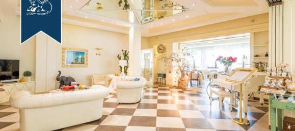 Отель, гостиница с 51 спальней в Дарфо Боарио Терме, Италия № 329308 27