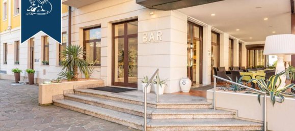 Отель, гостиница с 51 спальней в Дарфо Боарио Терме, Италия № 329308 16