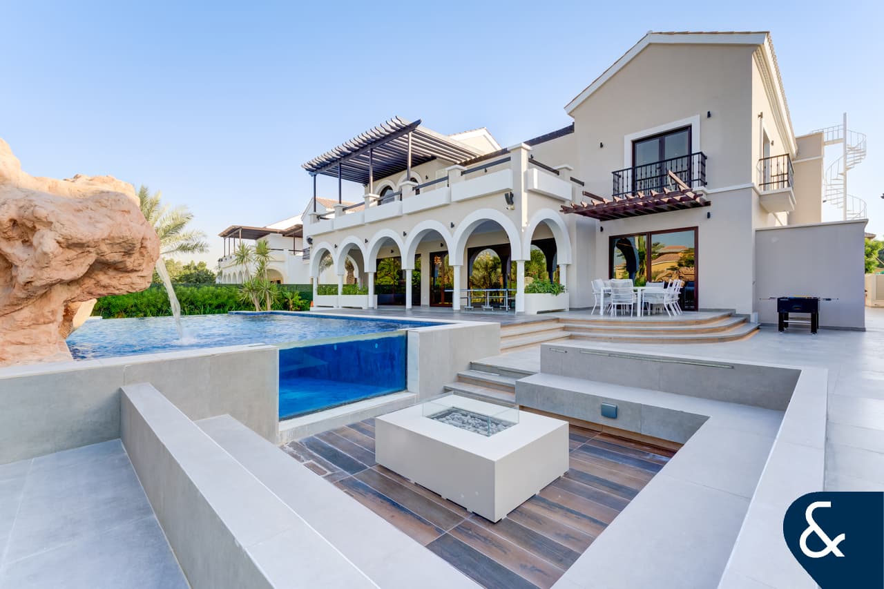 5 bedrooms Villa in The Villa, UAE No. 109495