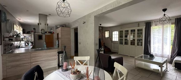 Casa de 4 dormitorios en La Ferte-sous-Jouarre, France No. 162822 12