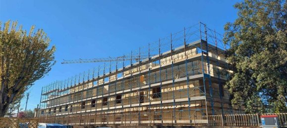 1-Zimmer Gewerbliche Immobilie in Sesto Fiorentino, Italy, Nr. 35164 15