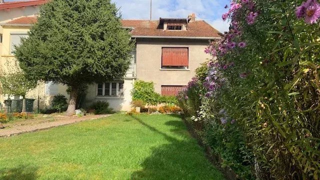 5 bedrooms Townhouse in Liffol-le-Grand, France No. 96933