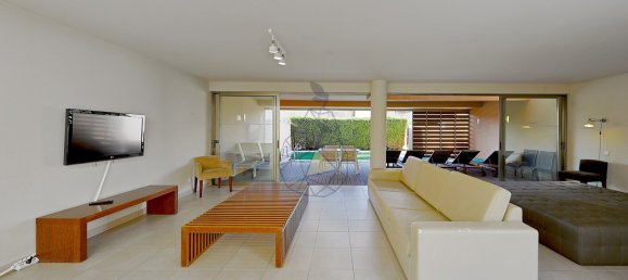4 bedrooms Villa in Guia, Portugal No. 113882 16