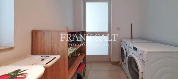 3 bedrooms Apartment in Sliema, Malta No. 9002 42